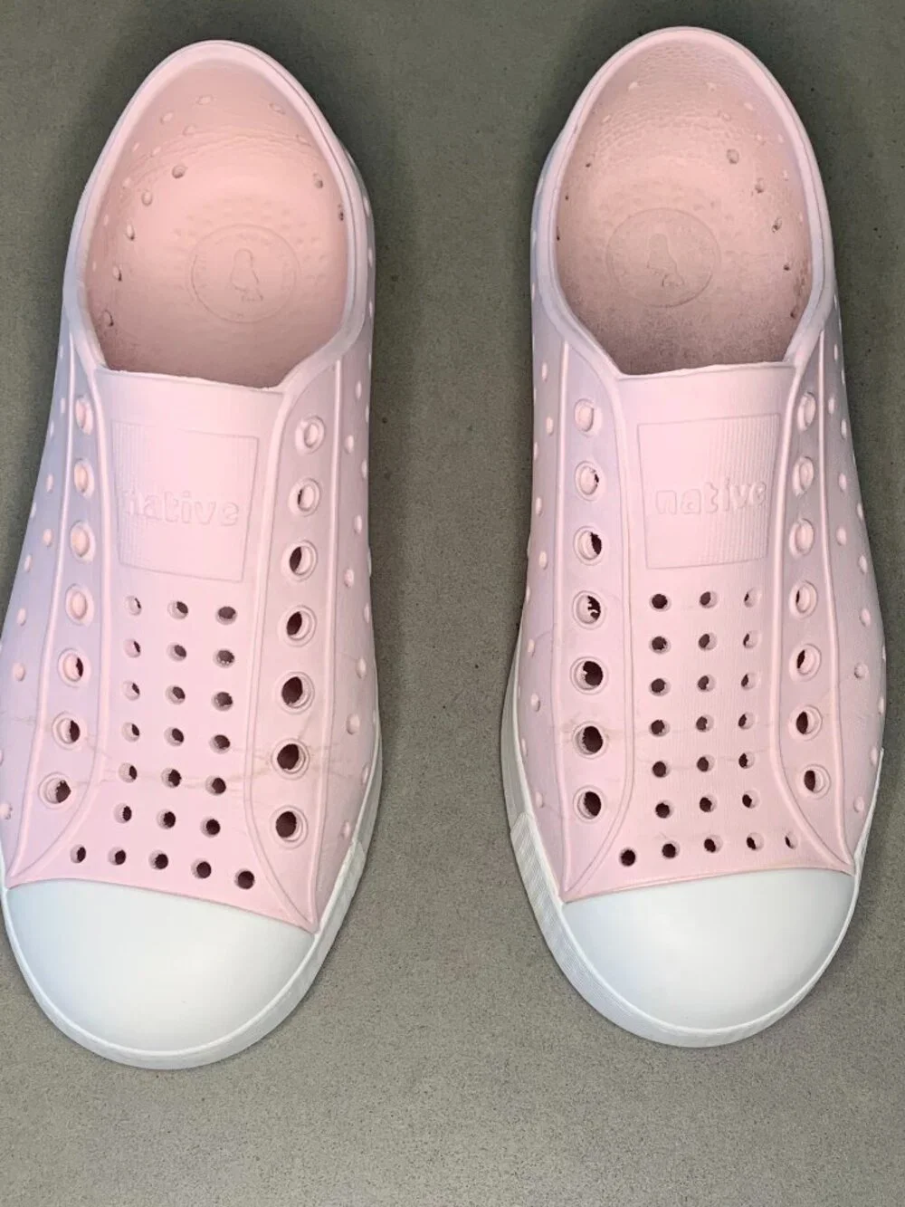 Native Jefferson Pink & White Slip-On Shoes Kids Size 1